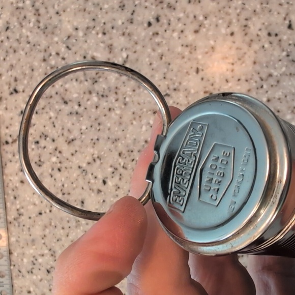 Eveready Captain Flashlight - Picture 5 of 6